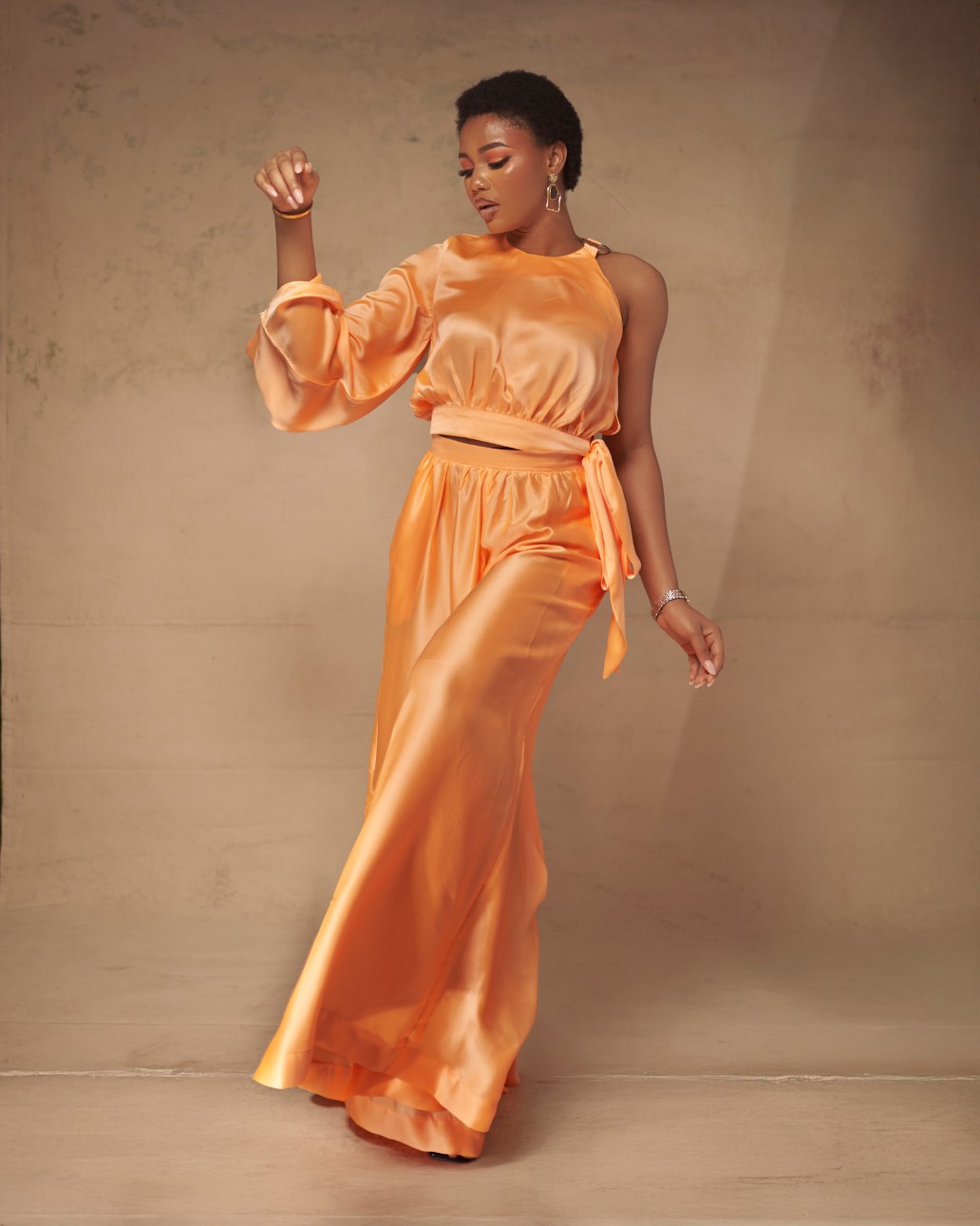 Ayoade Set (6)